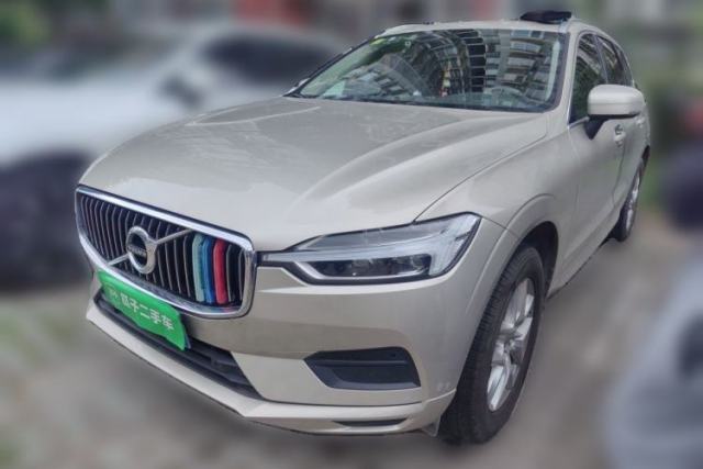 Używany Volvo XC60 2018 T5 4x4 Zhiyi Edition