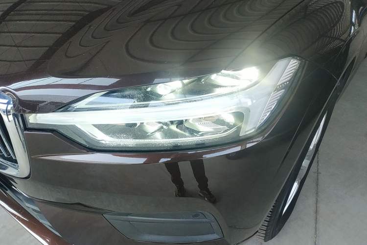 Used Volvo XC60 2018 T5 4x4 Zhiyi Edition Left Front Headlight