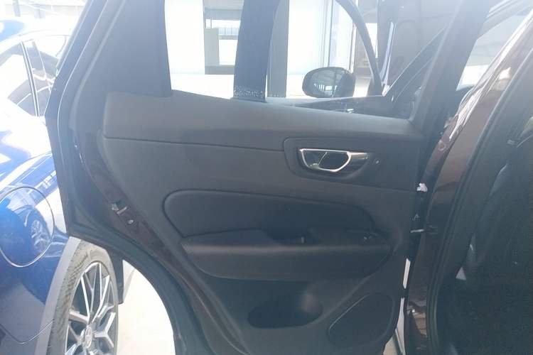 Used Volvo XC60 2018 T5 4x4 Zhiyi Edition Left Rear Door Interior