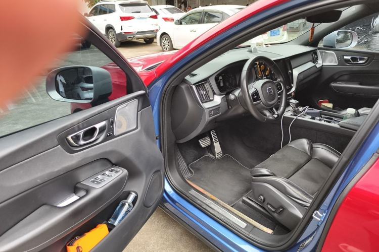 Used Volvo XC60 2018 T5 4x4 Smart & Sporty Edition Driver Seat