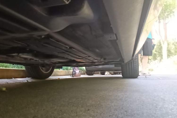 Used Volvo XC60 2018 T5 4x4 Zhiyi Edition Chassis Rear Right