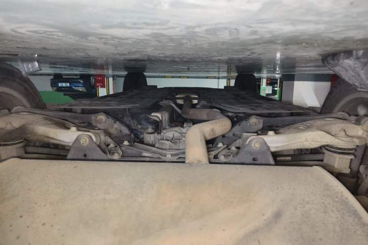 Used Volvo XC60 2018 T5 4x4 Zhiyi Edition Chassis Rear
