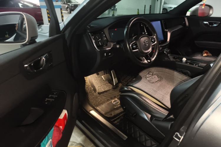 Used Volvo XC60 2018 T5 4x4 Smart & Sporty Edition Driver Seat