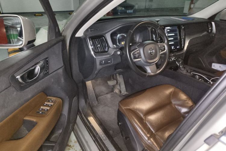Used Volvo XC60 2018 T5 4x4 Zhiyi Edition Driver Seat