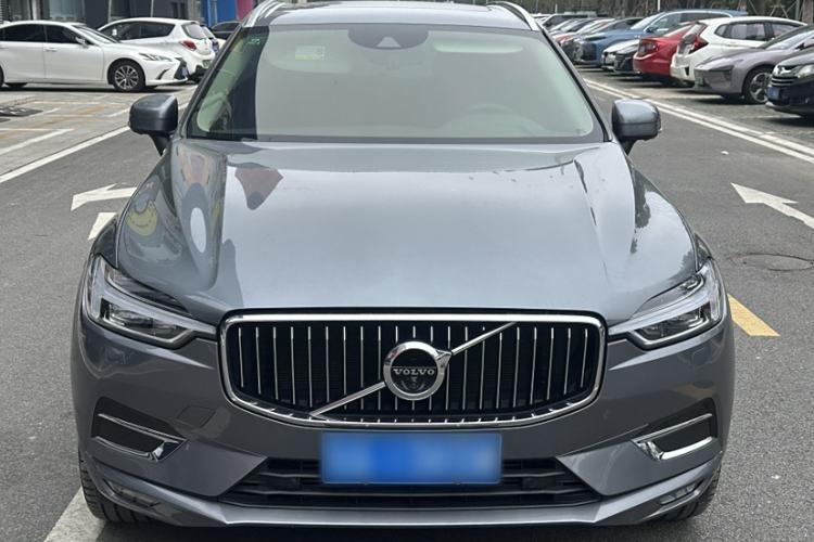 Used Volvo XC60 2018 T5 4x4 Zhiya Luxury Edition Exterior 1