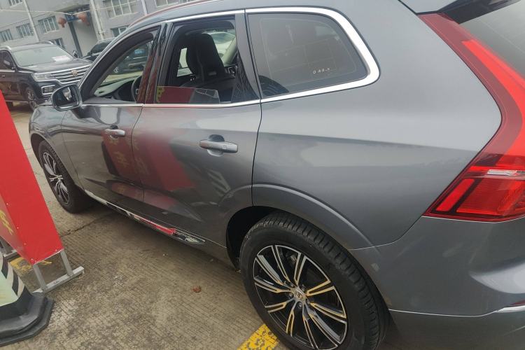 Used Volvo XC60 2018 T5 4x4 Zhiya Luxury Edition Exterior 3