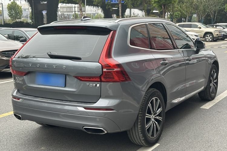Used Volvo XC60 2018 T5 4x4 Zhiya Luxury Edition Exterior 4