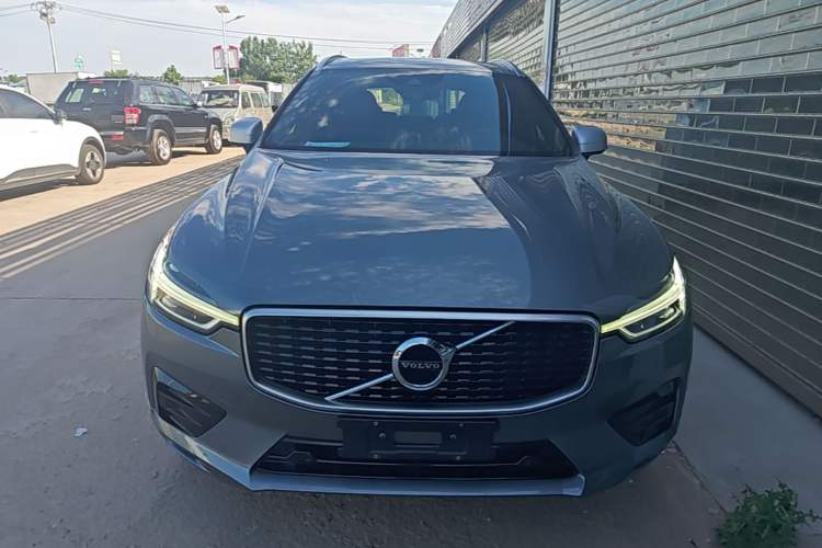 Used Volvo XC60 2018 T5 4x4 Smart & Sporty Edition Front