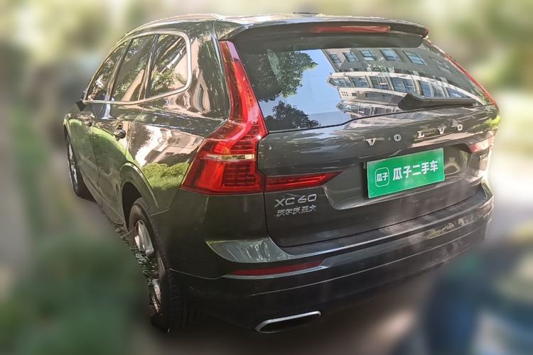 Used Volvo XC60 2018 T5 4x4 Zhiyi Edition Rear Left 45 Deg