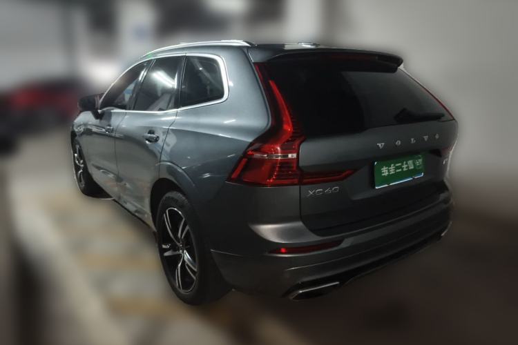 Used Volvo XC60 2018 T5 4x4 Smart & Sporty Edition Rear Left 45 Deg