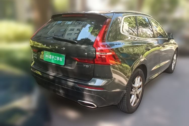 Used Volvo XC60 2018 T5 4x4 Zhiyi Edition Rear Right 45 Deg