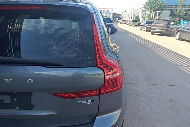 Used Volvo XC60 2018 T5 4x4 Smart & Sporty Edition Right Rear Taillight