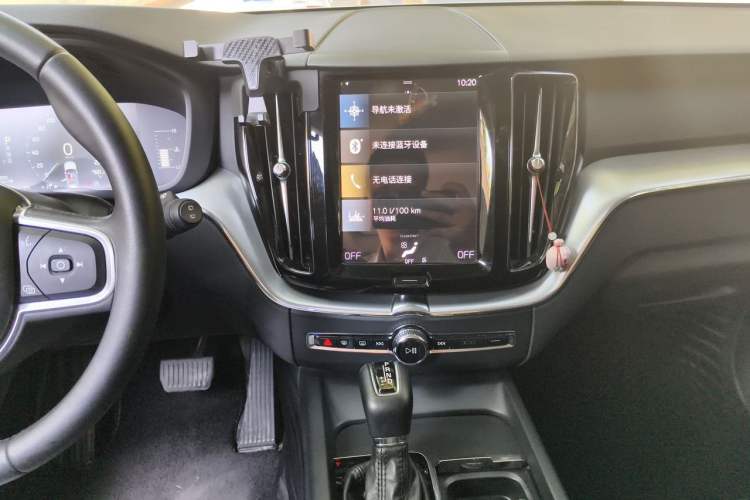 Used Volvo XC60 2018 T5 4x4 Zhiyi Edition Audio And AC Panel