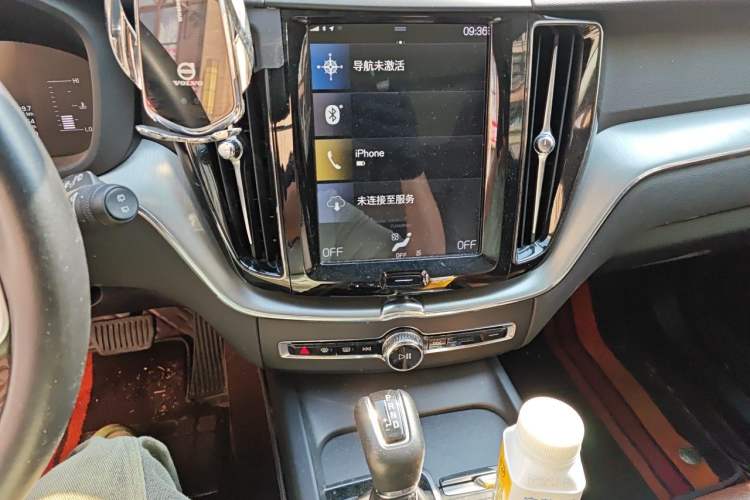 Used Volvo XC60 2018 T5 4x4 Zhiyi Edition Audio And AC Panel