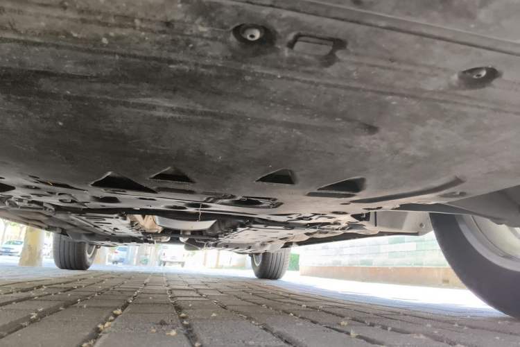 Used Volvo XC60 2018 T5 4x4 Zhiyi Edition Chassis Front