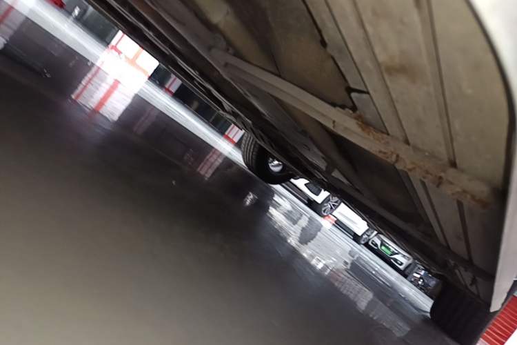 Used Volvo XC60 2018 T5 4x4 Smart Edition Chassis Front Left