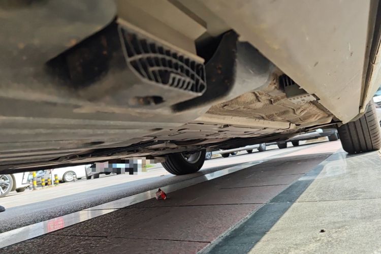 Used Volvo XC60 2018 T5 4x4 Zhiyi Edition Chassis Rear Right
