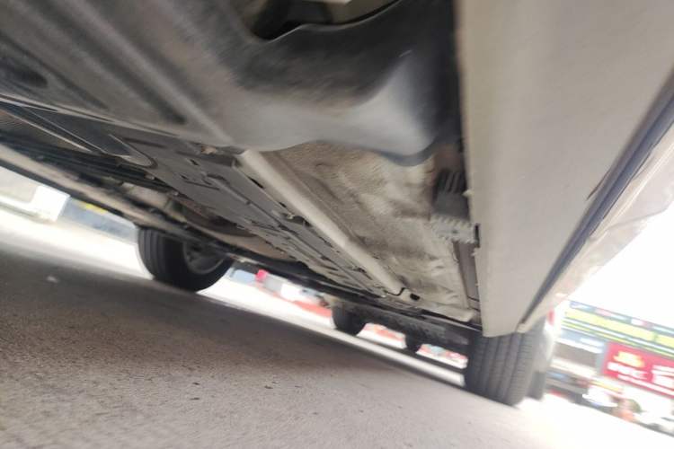 Used Volvo XC60 2018 T4 Zhiyi Edition Chassis Rear Right