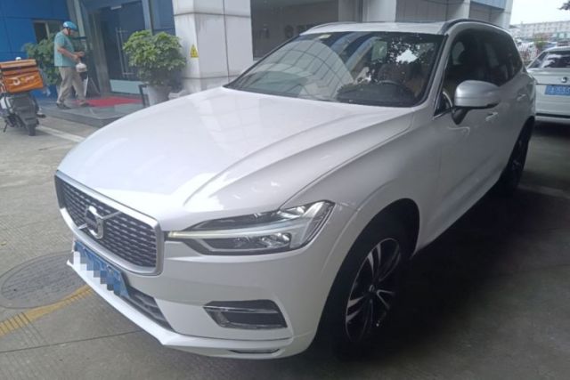 Used Volvo XC60 2018 T5 4x4 Smart Edition