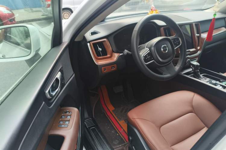 Used Volvo XC60 2018 T5 4x4 Zhiyi Edition Driver Seat
