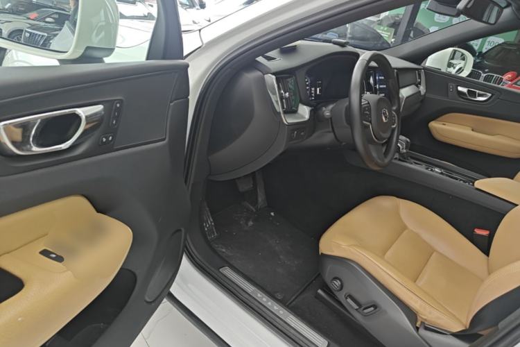 Used Volvo XC60 2018 T5 4x4 Zhiyi Edition Driver Seat