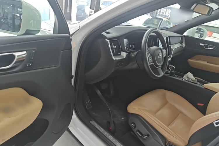 Used Volvo XC60 2018 T5 4x4 Zhiyi Edition Driver Seat