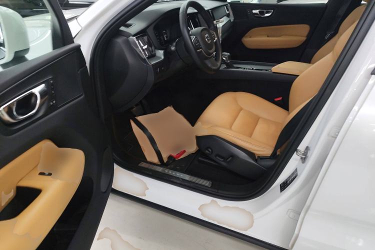 Used Volvo XC60 2018 T5 4x4 Zhiyi Edition Driver Seat