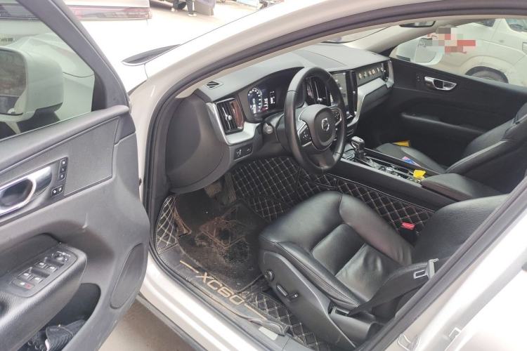 Used Volvo XC60 2018 T4 Zhiyi Edition Driver Seat