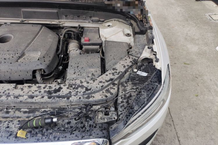Used Volvo XC60 2018 T4 Zhiyi Edition Engine Bay Left