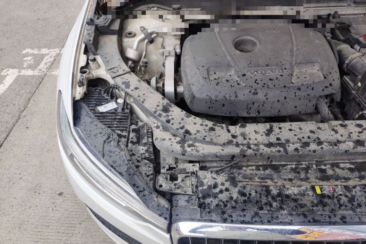 Used Volvo XC60 2018 T4 Zhiyi Edition Engine Bay Right