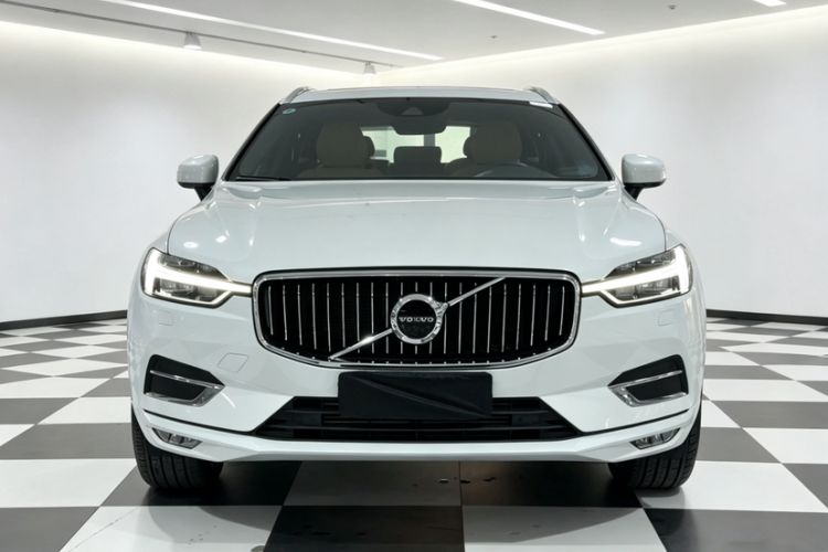 Used Volvo XC60 2018 T5 4x4 Zhiya Luxury Edition Exterior 1