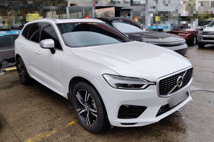 Used Volvo XC60 2018 T5 4x4 Smart & Sporty Edition Exterior 1