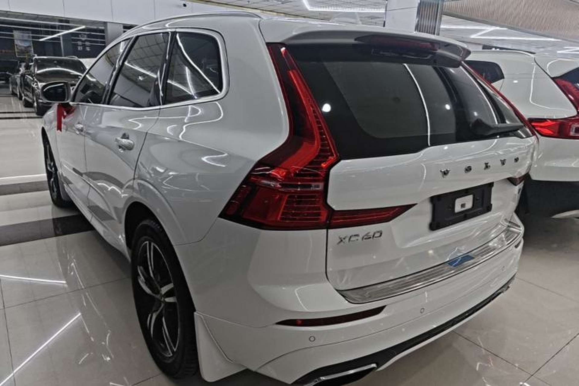 Used Volvo XC60 2018 T5 4x4 Smart & Sporty Edition Exterior 2