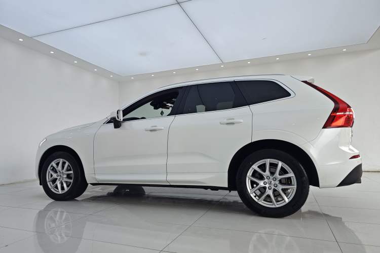 Used Volvo XC60 2018 T4 Zhiyi Edition Exterior 3