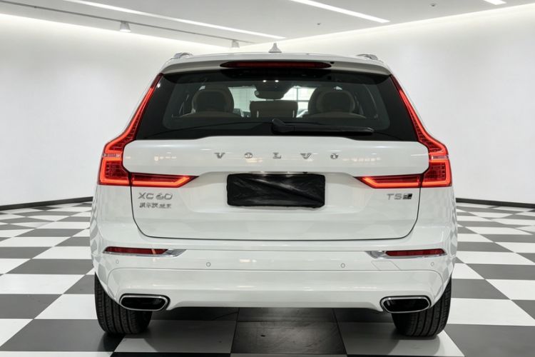 Used Volvo XC60 2018 T5 4x4 Zhiya Luxury Edition Exterior 4