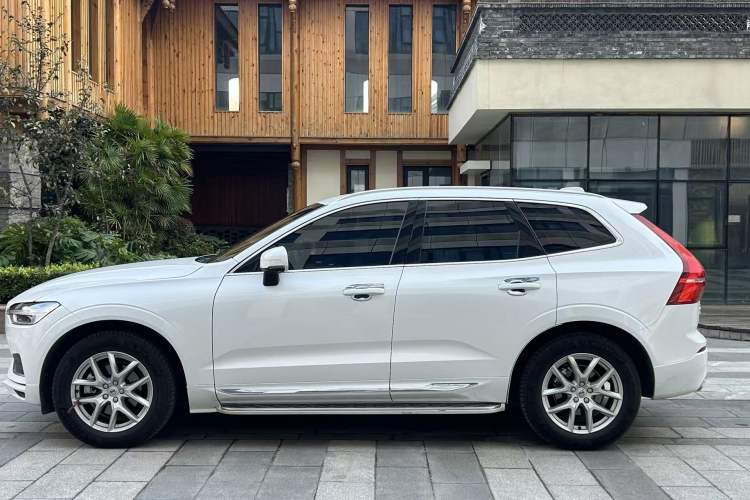 Used Volvo XC60 2018 T5 4x4 Zhiyi Edition Exterior 4