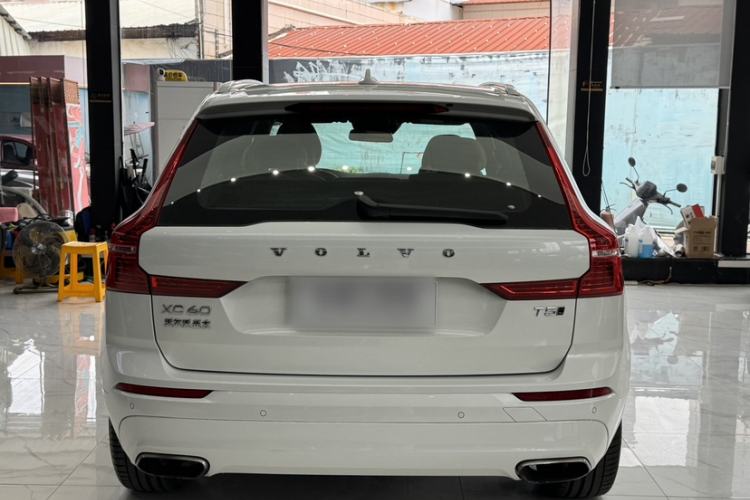 Used Volvo XC60 2018 T5 4x4 Zhiyi Edition Exterior 6