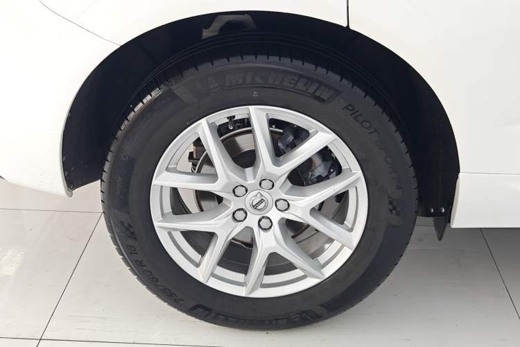 Used Volvo XC60 2018 T4 Zhiyi Edition Exterior 8