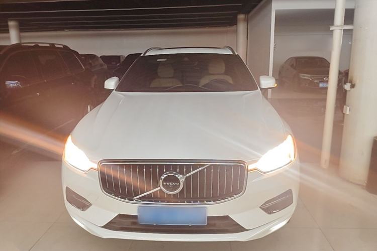 Used Volvo XC60 2018 T5 4x4 Zhiya Luxury Edition Front