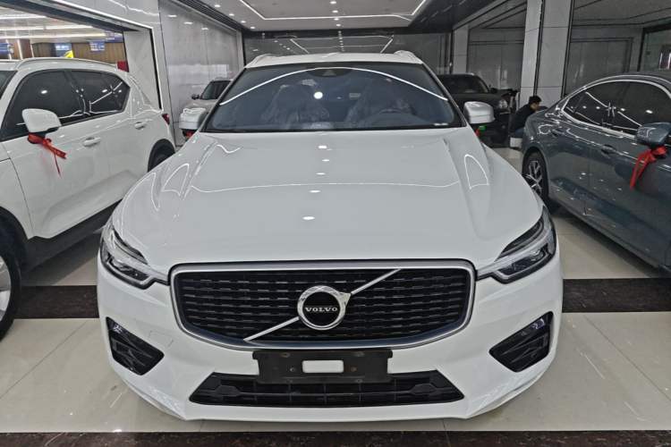Used Volvo XC60 2018 T5 4x4 Smart & Sporty Edition Front