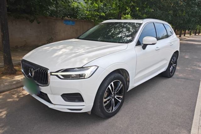 Used Volvo XC60 2018 T5 4x4 Smart Edition