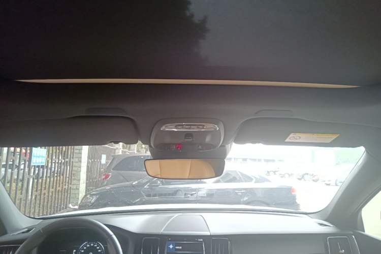 Used Volvo XC60 2018 T5 4x4 Smart Edition Headliner