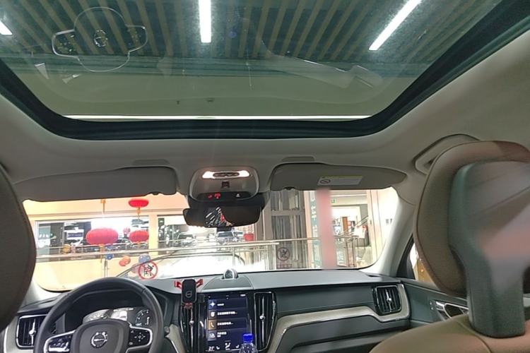 Used Volvo XC60 2018 T5 4x4 Zhiya Luxury Edition Headliner
