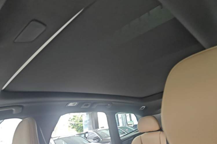 Used Volvo XC60 2018 T5 4x4 Zhiyi Edition Headliner