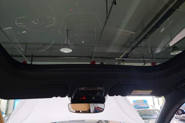 Used Volvo XC60 2018 T5 4x4 Zhiya Luxury Edition Headliner