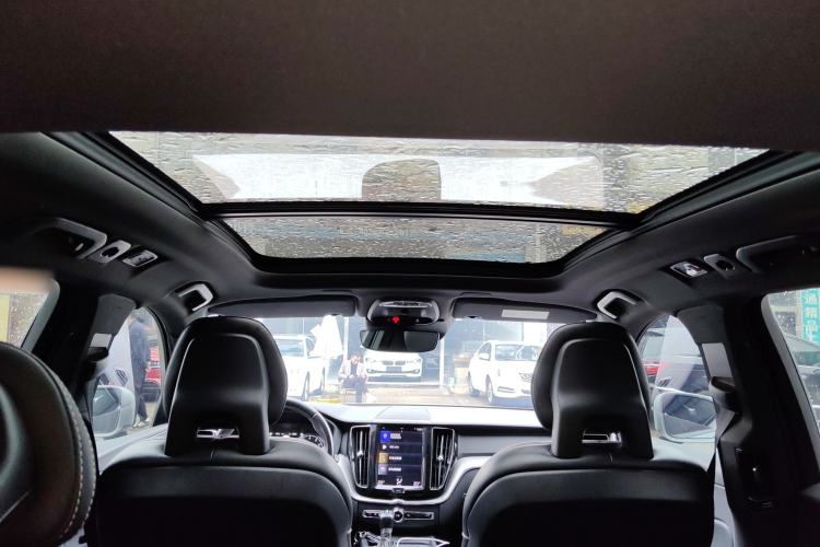 Used Volvo XC60 2018 T5 4x4 Smart & Sporty Edition Headliner