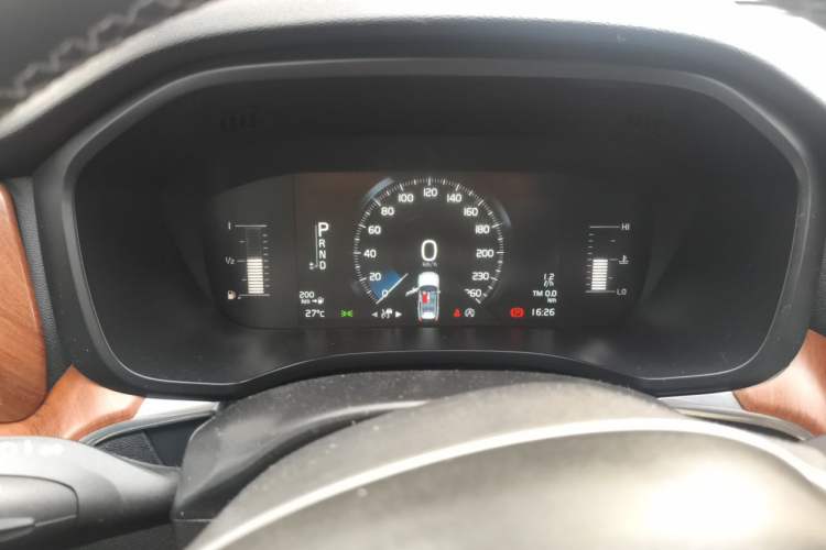 Used Volvo XC60 2018 T5 4x4 Zhiyi Edition Instrument Cluster