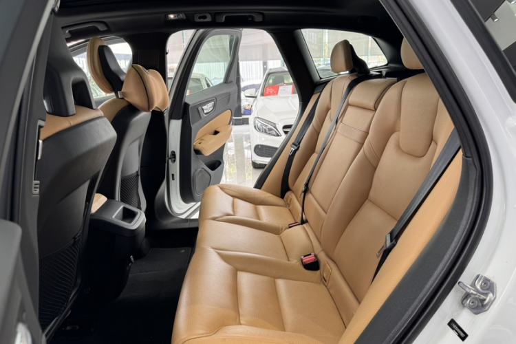 Used Volvo XC60 2018 T5 4x4 Zhiyi Edition Interior 1