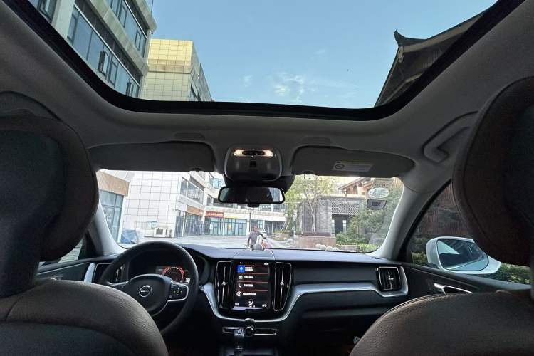 Used Volvo XC60 2018 T5 4x4 Zhiyi Edition Interior 11