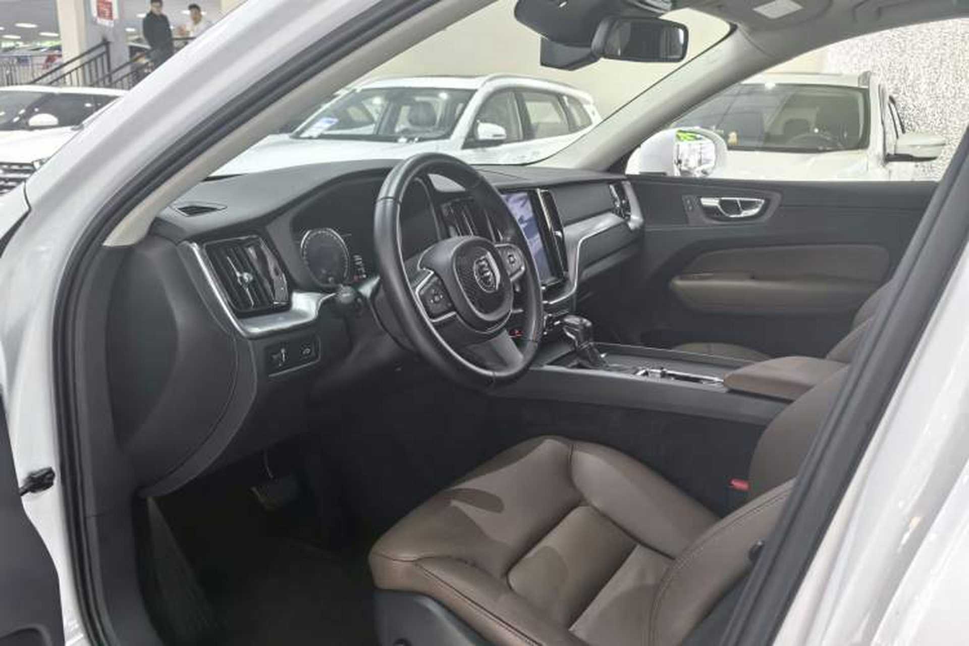 Used Volvo XC60 2018 T5 4x4 Zhiyi Edition Interior 2